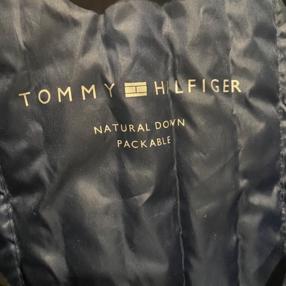 Tommy Hilfiger Natural Down Quilted Packable Puffer Jacket Size CH Small - Picture 4 of 15